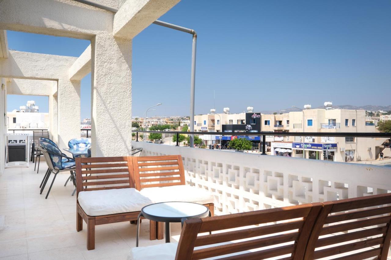 Seaview 3 Bedroom Kings Road Penthouse Paphos Eksteriør billede