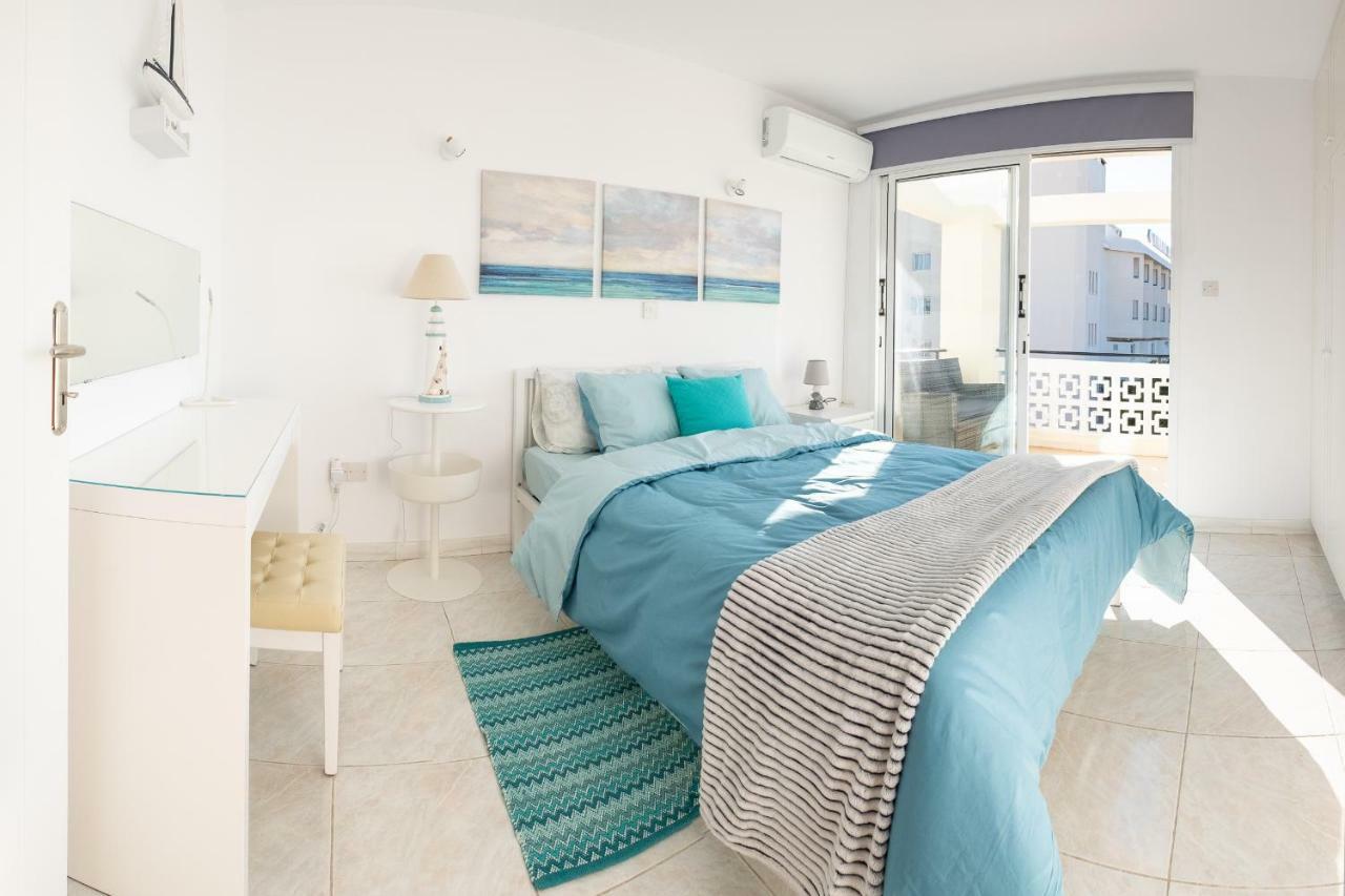 Seaview 3 Bedroom Kings Road Penthouse Paphos Eksteriør billede