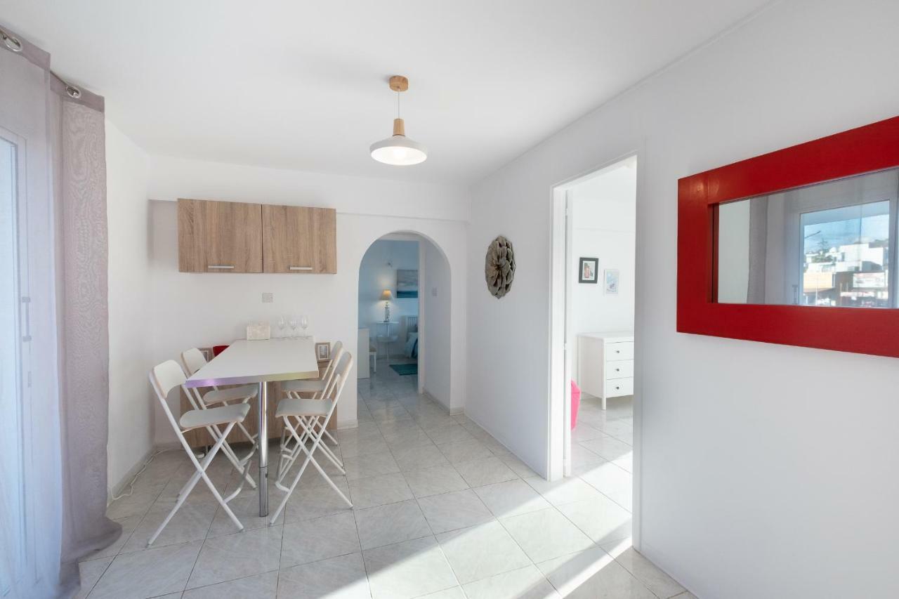 Seaview 3 Bedroom Kings Road Penthouse Paphos Eksteriør billede