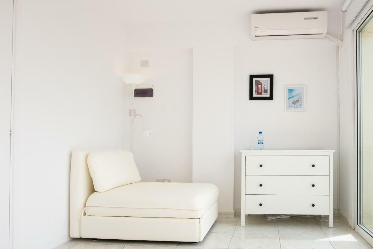 Seaview 3 Bedroom Kings Road Penthouse Paphos Eksteriør billede